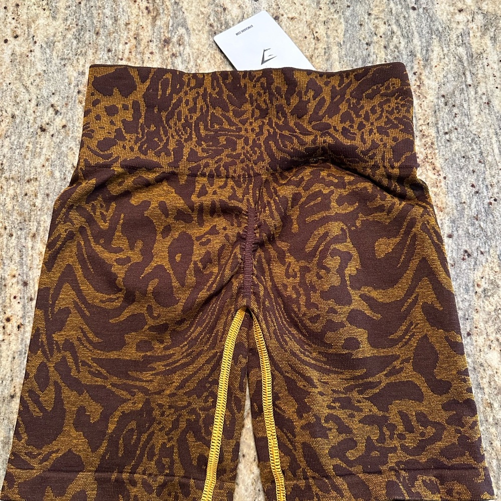 Gymshark Adapt Safari Shorts Yellow